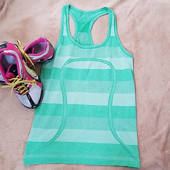 lululemon athletica Tops - LULULEMON swiftly tech racerback